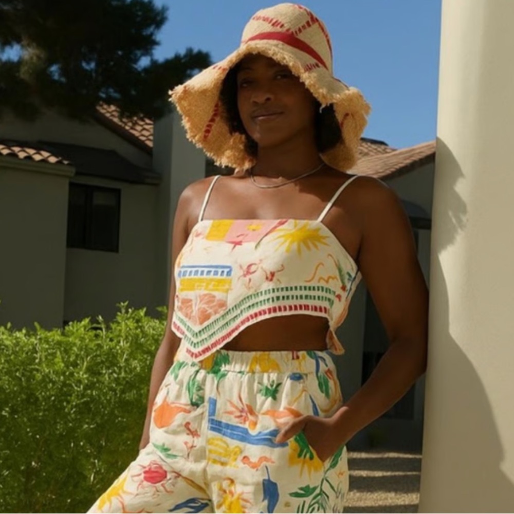 JAPNA tropical print crop top‎ with back tie detail and smock size large